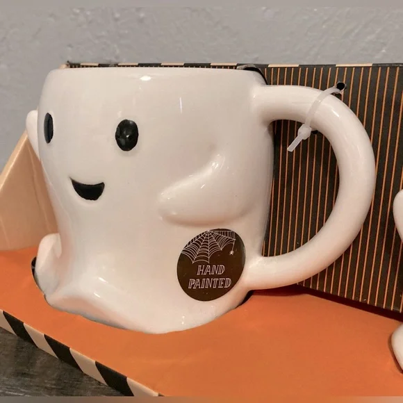 Cobwebs and Cauldrons Ghost Shaped Mug Set - Picture 4 of 8